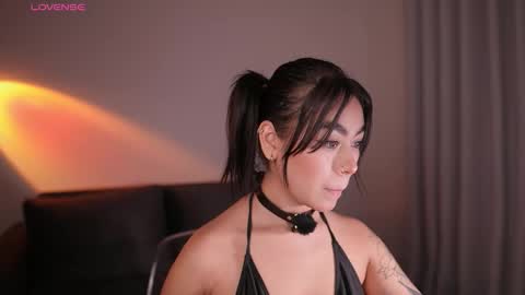 GIGI online show from February 2026 02:01:02 AM