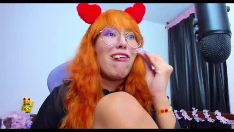 Snapshot of gigimooon chatting on February 2026 02:26:01 AM gigimooon online show from February 2026 02:26:01 AM