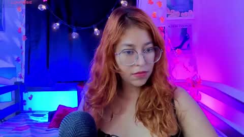 gigimooon online show from May 2026 11:11:01 PM
