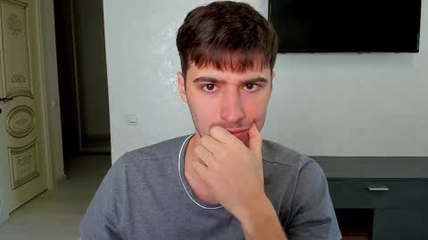 gilbertogonzales online show from March 2025 06:13:02 AM