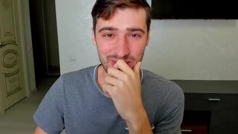 gilbertogonzales online show from March 2025 06:02:02 AM