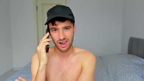 gilbertogonzales online show from September 2025 09:33:01 AM