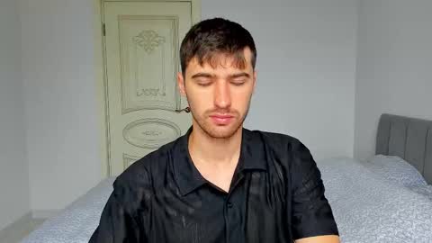 gilbertogonzales online show from September 2025 06:59:02 AM