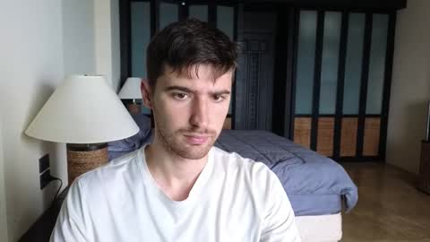 gilbertogonzales online show from November 2025 02:11:02 AM