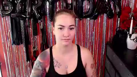 Snapshot of gina_hotlick chatting on July 2026 08:09:02 AM gina_hotlick online show from July 2026 08:09:02 AM