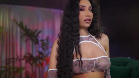 Gina online show from January 2026 07:39:02 PM