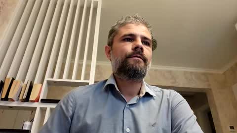 Gabriel online show from November 2025 01:33:02 PM