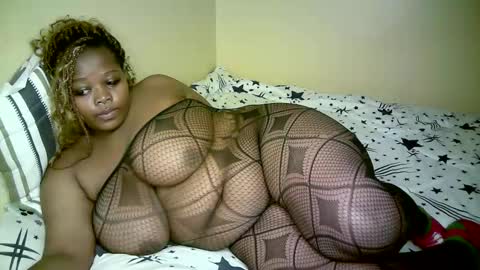 Snapshot of ginger_babes1 chatting on April 2026 02:27:02 AM ginger_babes1 online show from April 2026 02:27:02 AM