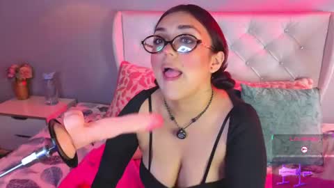 Snapshot of ginger_honeyy chatting on July 2026 01:06:02 PM Chloe online show from July 2026 01:06:02 PM