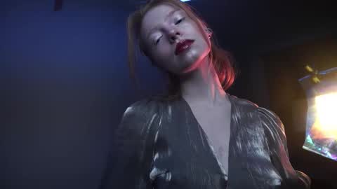        im expecting 350 thumbs up on my altar   online show from December 2025 10:15:01 PM