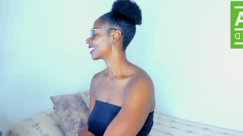 Snapshot of ginger_smil chatting on June 2026 12:52:01 PM Diana online show from June 2026 12:52:01 PM
