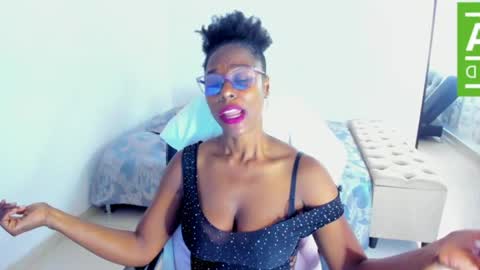 Snapshot of ginger_smil chatting on July 2026 12:30:01 PM Diana online show from July 2026 12:30:01 PM