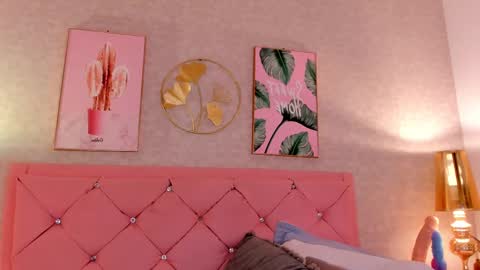 Snapshot of ginger_violetta chatting on February 2025 10:42:01 PM Ginger online show from February 2025 10:42:01 PM