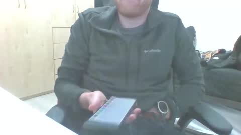 mike online show from December 2025 08:24:02 PM