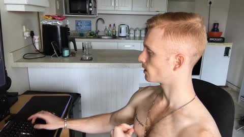 Snapshot of gingerboy_69 chatting on January 2025 03:07:01 PM Jay online show from January 2025 03:07:01 PM