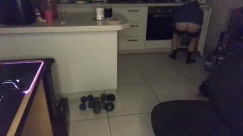 Snapshot of gingerboy_69 chatting on September 2025 02:48:02 AM Jay online show from September 2025 02:48:02 AM