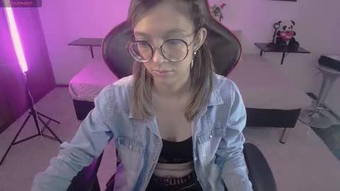 Snapshot of ginny11_ chatting on March 2026 11:46:02 AM ginny11_ online show from March 2026 11:46:02 AM