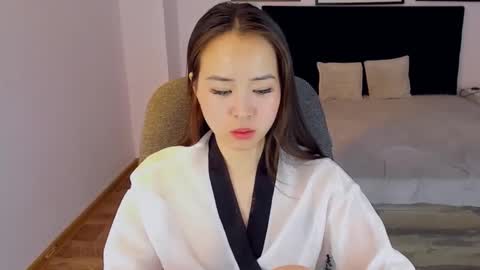 Ginny online show from January 2025 08:45:02 PM