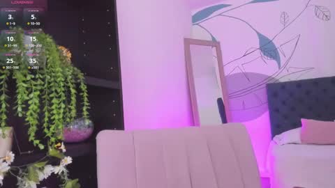 Snapshot of gio_palacios chatting on February 2025 02:38:01 PM Gio online show from February 2025 02:38:01 PM