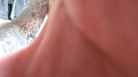 Snapshot of giordano4life chatting on October 2025 06:51:01 PM TheHoeD online show from October 2025 06:51:01 PM