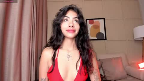 Snapshot of giovanna_oliveira chatting on May 2026 04:39:02 AM Giovanna online show from May 2026 04:39:02 AM