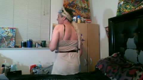 Snapshot of giovanni131971 chatting on June 2026 07:27:02 AM giovanni131971 online show from June 2026 07:27:02 AM