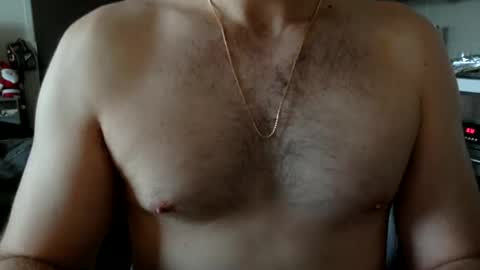 Snapshot of giraffe9715 chatting on December 2024 03:31:01 PM AntEater online show from December 2024 03:31:01 PM