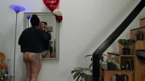 girasol1921 online show from December 2024 07:22:01 PM