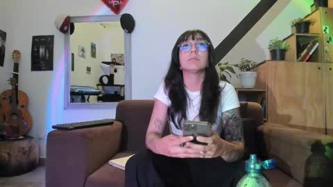 girasol1921 online show from December 2024 12:00:02 AM