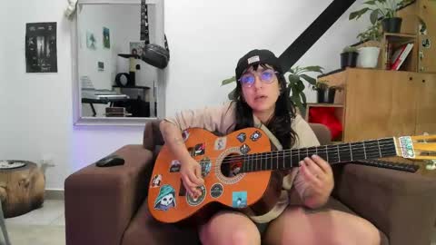 girasol1921 online show from February 2025 08:45:01 PM