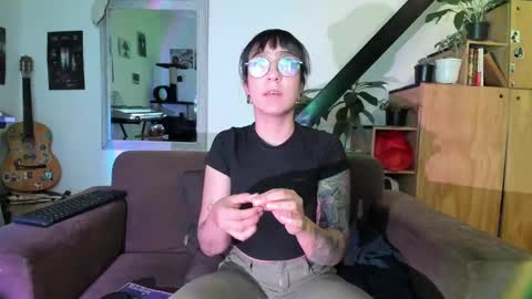 girasol1921 online show from February 2025 01:43:02 AM