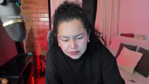 girl_inline online show from November 2025 11:59:02 PM