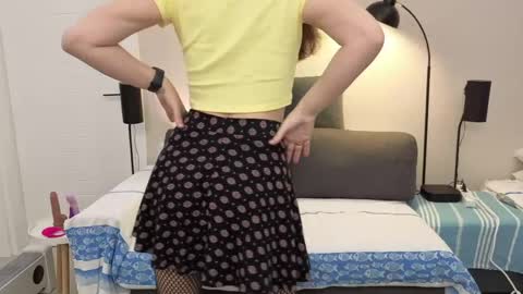 Girlfriend online show from April 2026 03:03:01 PM