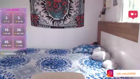 Ann online show from October 2025 03:42:02 PM