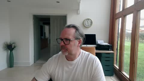 girlsandbikes online show from January 2025 11:26:01 AM