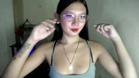 Snapshot of girlstacy_xoxo chatting on March 2026 09:53:02 PM Stacy online show from March 2026 09:53:02 PM
