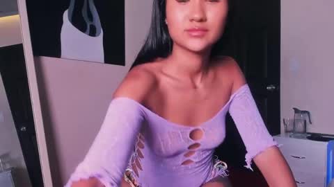 girlytiny online show from April 2026 06:53:01 AM