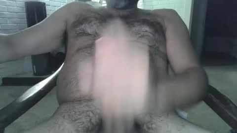 Snapshot of girthyhunguy chatting on December 2024 11:54:02 AM girthyhunguy online show from December 2024 11:54:02 AM