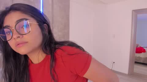     online show from February 2025 06:09:02 PM