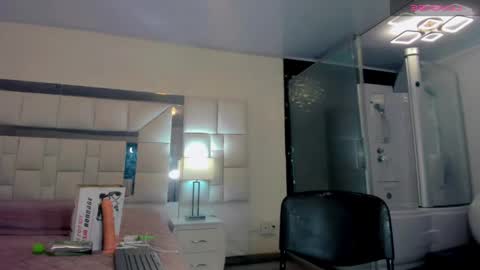 Snapshot of gisele_fox chatting on March 2025 11:16:02 PM Gisel online show from March 2025 11:16:02 PM