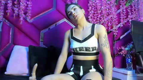 gisell_squirt online show from November 2025 08:19:01 PM