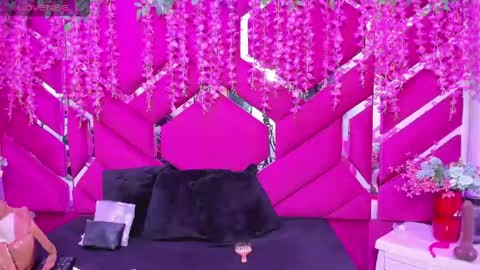 gisell_squirt online show from April 2026 01:17:02 PM