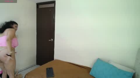 Snapshot of gisellecarter_ chatting on June 2026 02:49:02 PM Giselle online show from June 2026 02:49:02 PM
