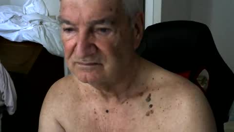 Snapshot of gisse1952m chatting on May 2026 09:18:02 AM gisse1952m online show from May 2026 09:18:02 AM