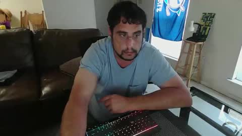 gitmehard008 online show from November 2025 07:26:01 PM