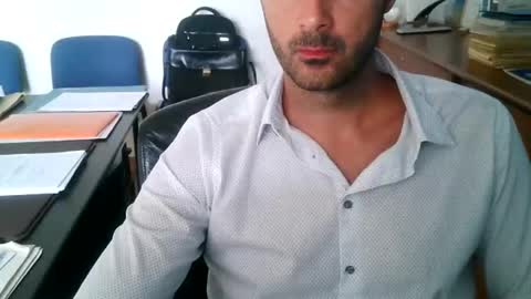 giuseppevai1 online show from September 2025 01:36:02 PM