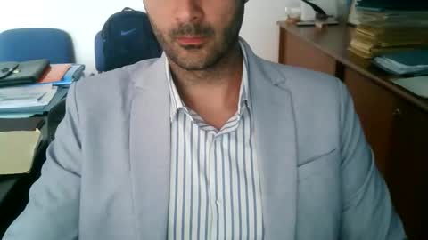 Snapshot of giuseppevai1 chatting on May 2026 02:12:01 PM giuseppevai1 online show from May 2026 02:12:01 PM