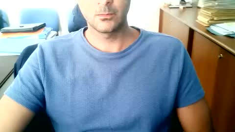 Snapshot of giuseppevai1 chatting on June 2026 01:36:01 PM giuseppevai1 online show from June 2026 01:36:01 PM