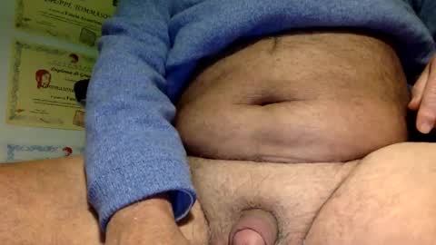 Snapshot of giutomma930394 chatting on February 2026 05:38:01 PM giutomma930394 online show from February 2026 05:38:01 PM