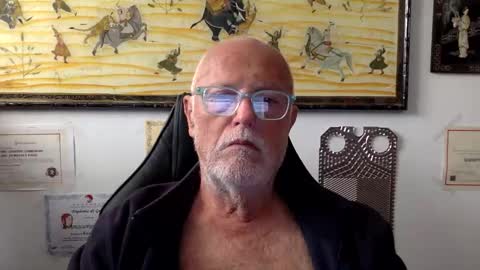 Snapshot of giutomma930394 chatting on April 2026 04:50:02 PM giutomma930394 online show from April 2026 04:50:02 PM